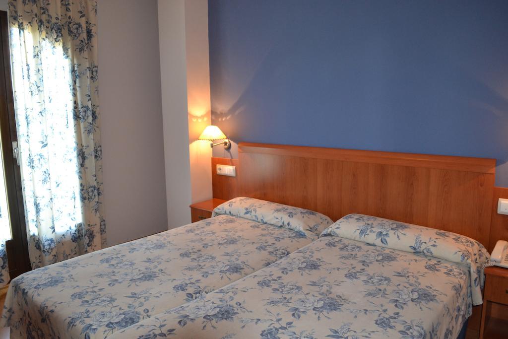 Hostal Quevedo León Kamer foto